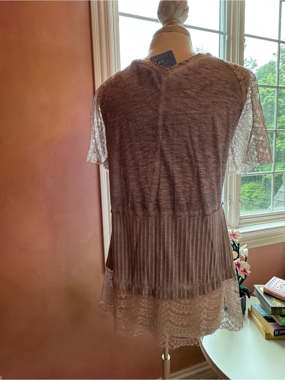POL Lavender Lace-Trim Short Sleeve Tunic - Picture 4 of 4